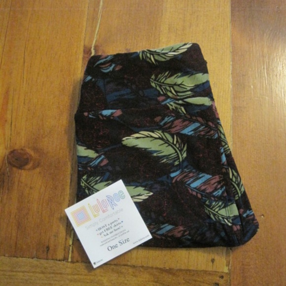Lularoe Paisley Feathers Leggings, One Size - Picture 5 of 5